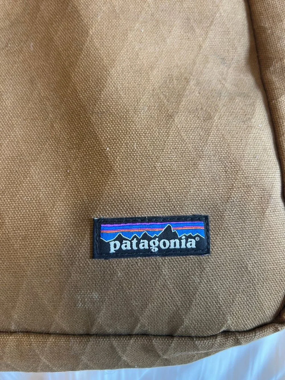 Patagonia Stand up pack 18L backpack messenger tan brown
